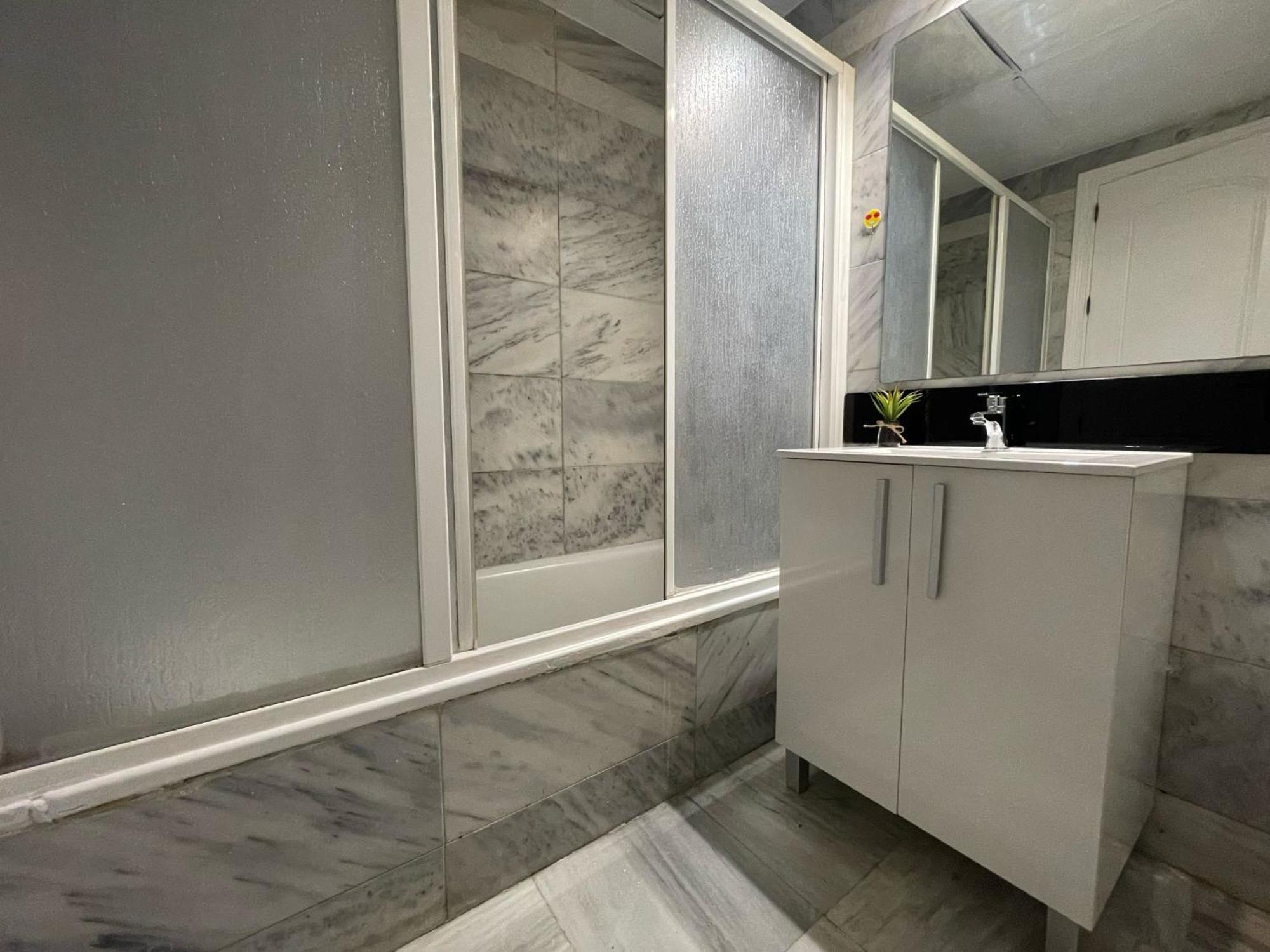 Apartamento Estudio Muy Centrico En *